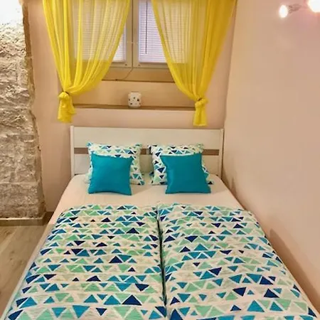 Turquoise Lägenhet *